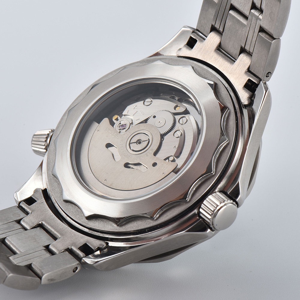 42mm 야광 디스플레이 남성용 시계, NH35 무브먼 - Stainless Bracelet Diver 리뷰 및 가격